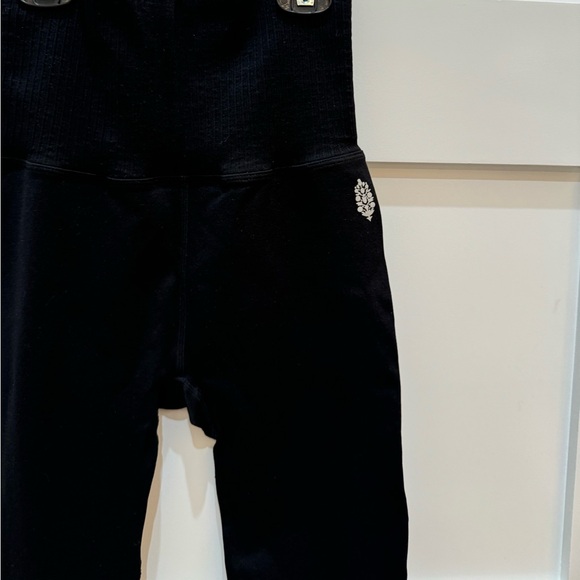Free People High-Rise 7/8 Length Good Karma Leggings. NWT - Picture 11 of 11